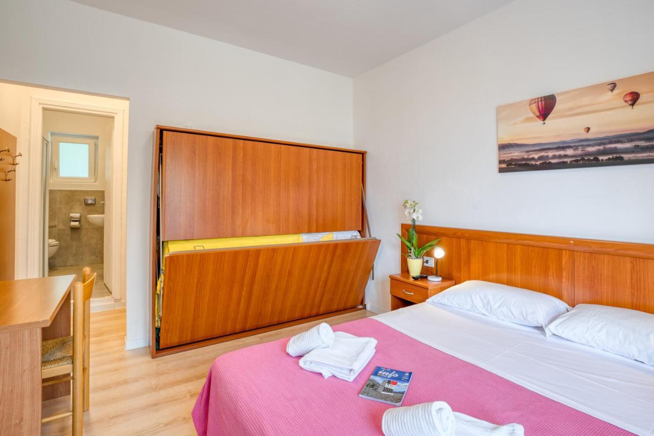Hotel Casa Piantoni Limone sul Garda Luaran gambar