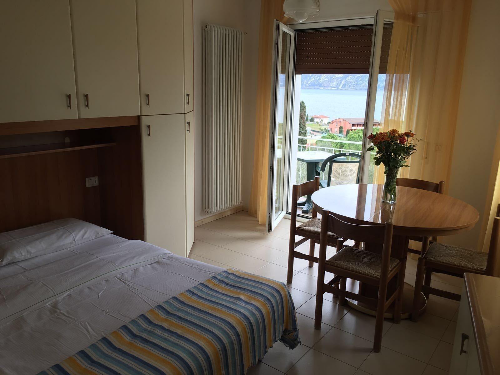 Hotel Casa Piantoni Limone sul Garda Luaran gambar