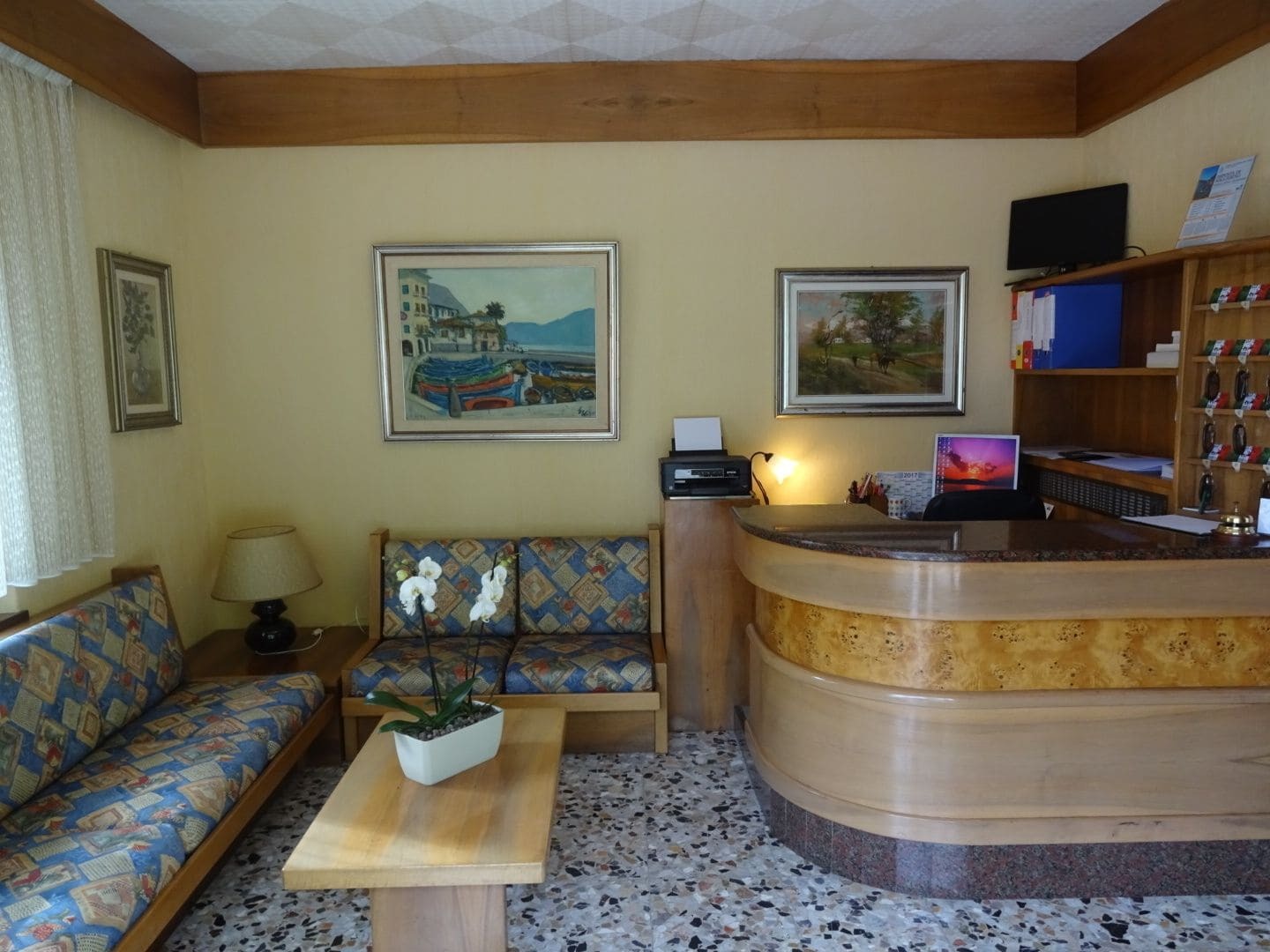 Hotel Casa Piantoni Limone sul Garda Luaran gambar